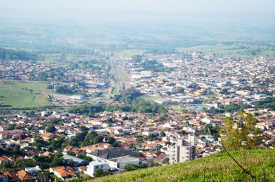 Santo Antônio da Platina visto do Morro do Bim. Créditos: Vinicius Corsini.