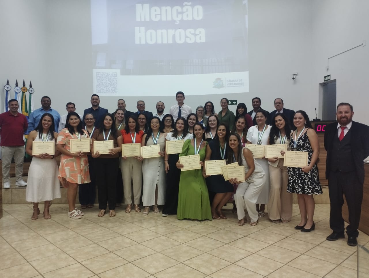 Professoras recebem Moção de Reconhecimento Público na Câmara Municipal de Santo Antônio da Platina